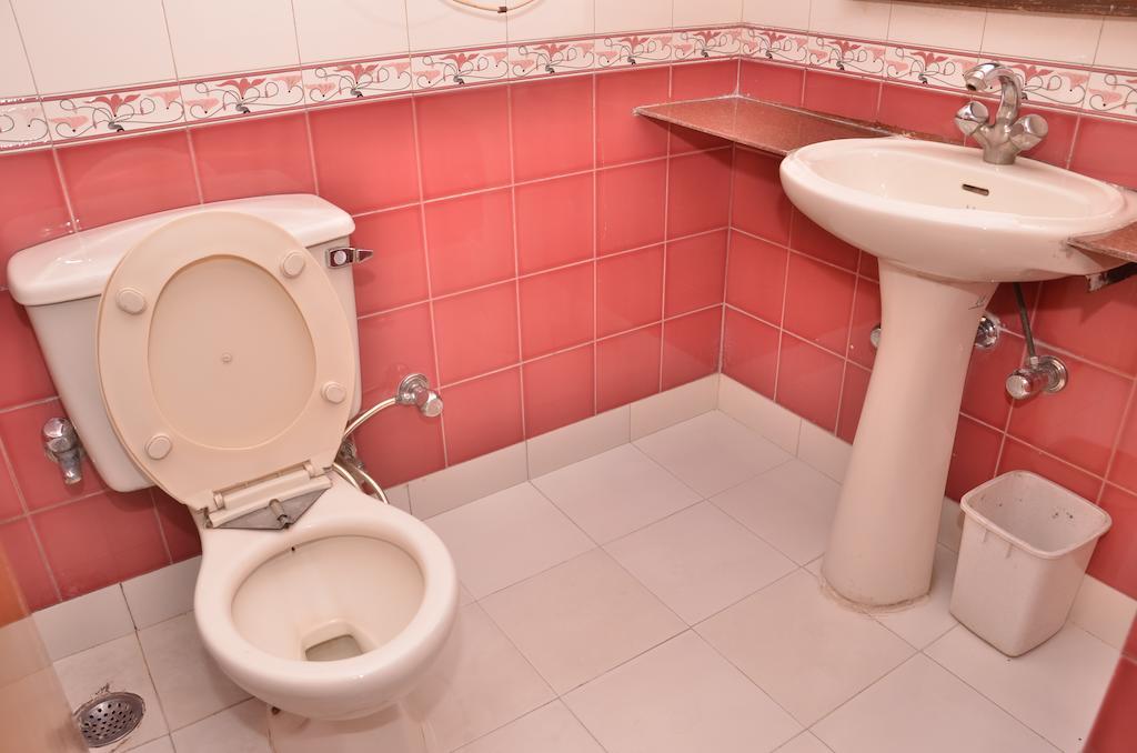 Prem Sagar Guest House Нью-Делі Номер фото